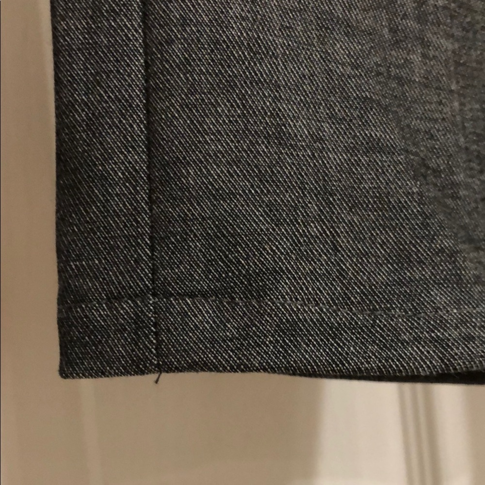 Express Gray Women's Shorts - Picture 3 of 15